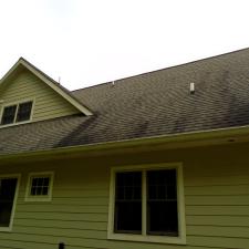 Service - Residential Roof Cleaning 4